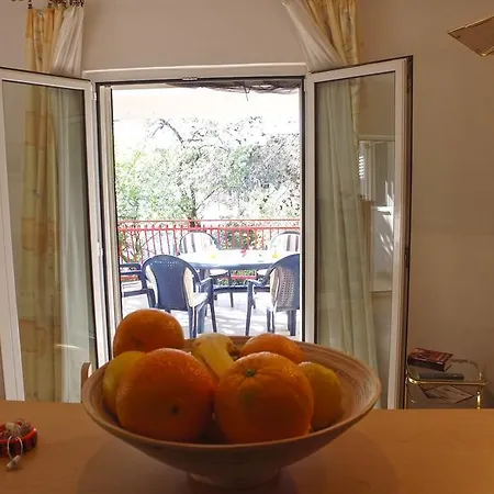 Apartment Branko Brodarica (Sibenik-Knin)